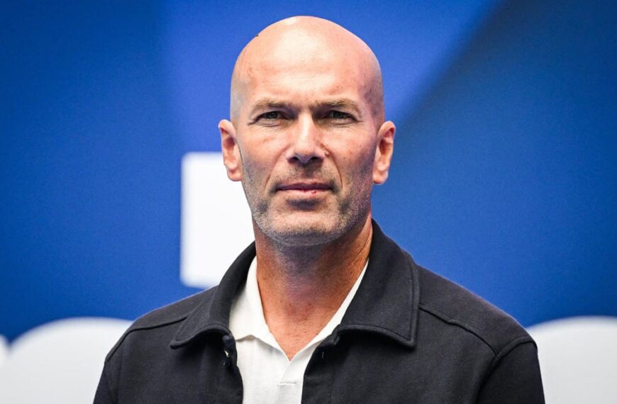 Zinédine Zidane : «J&rsquo;ai refusé toutes les offres pour entraîner l&rsquo;équipe de France»