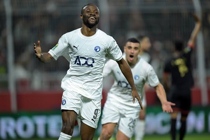 Mercato : Fiston Mayele fait ses adieux à Pyramids FC et prend la direction…