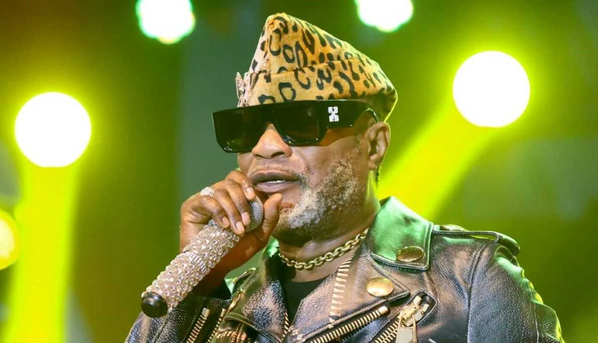 Koffi Olomidé prépare « La Vie en Rose », un album qui réunira…