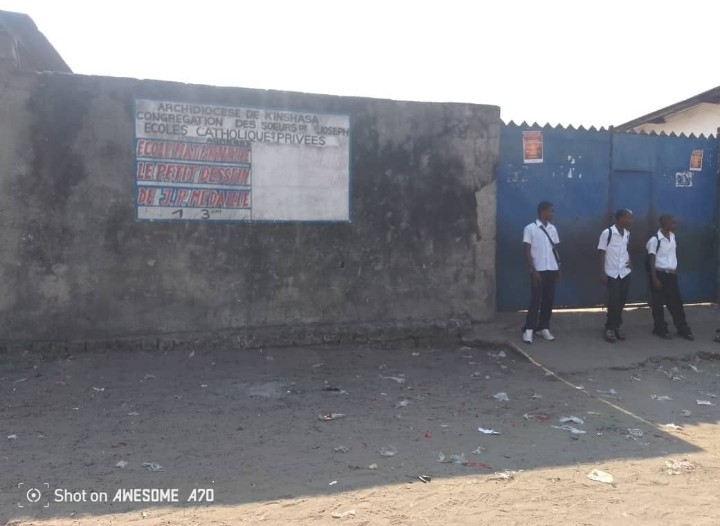 Kinshasa : une élève de 6ᵉ primaire meurt après des coups présumés de son…